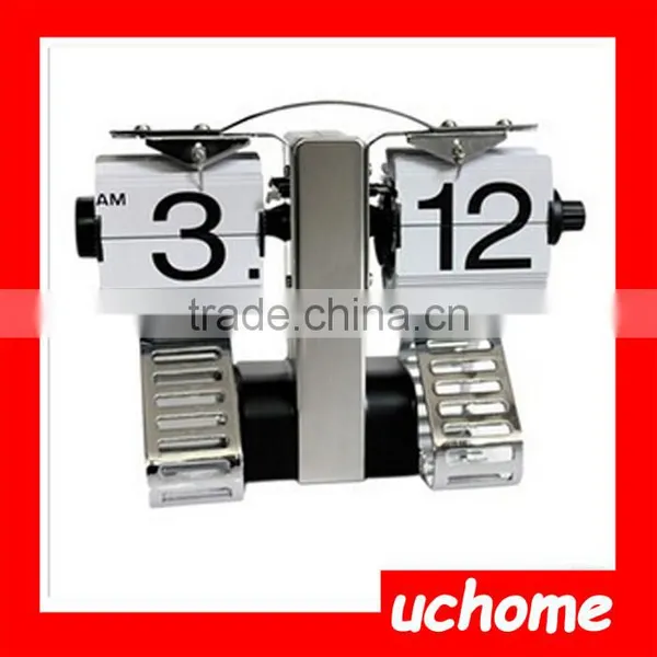 UCHOME Robot Shaped Metal Digital Auto Flip Page Clock Desktop Decorative Clock photo-3
