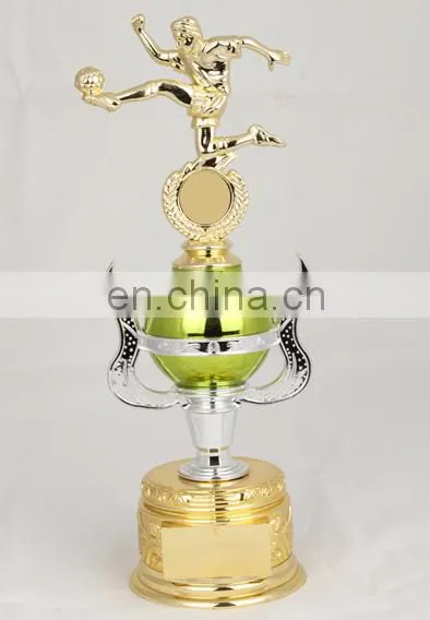 Customized Plastic Figure Trophy for Sport Decoration