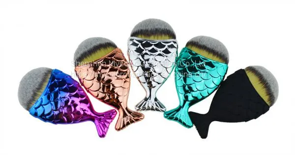 Portable Colorful Fish Powder Brush Liquid Foundation Brush photo-3