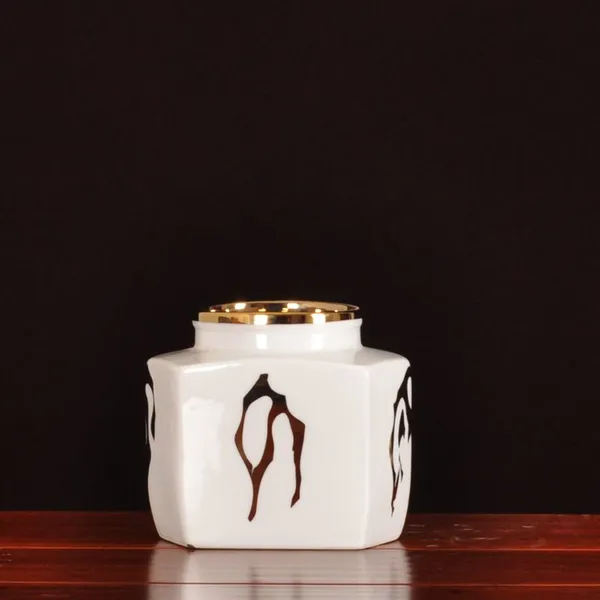 Nordic Modern Simple Creative Electroplate White Black Jingdezhen Ceramic Vase For Shopping Mall photo-2