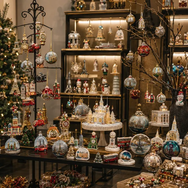 Wholesale Price Personalized Navidad Xmas Tree Hanging Decorations Custom Vintage Hand Blown Glass Chocolate Bar Christmas Baubles Supplier photo-3