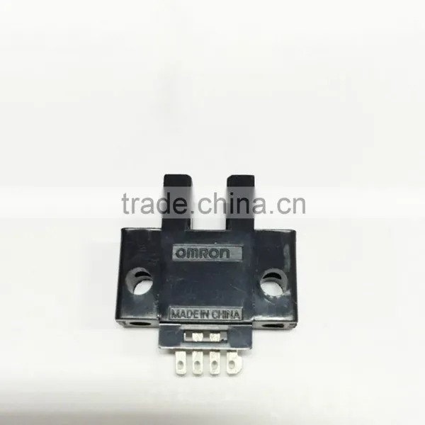 OMRON Min Phtoelectric Switch EE-SX670 photo-2