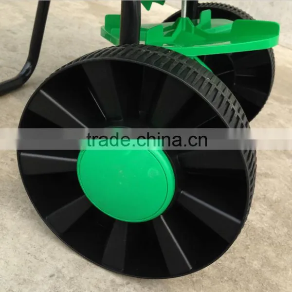 TC2027 Handy Salt Spreader photo-3