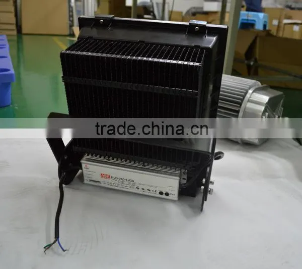 Factory Direct Sale, 2014 New Promote Led Outdoor Flood Light 150w-200w photo-5