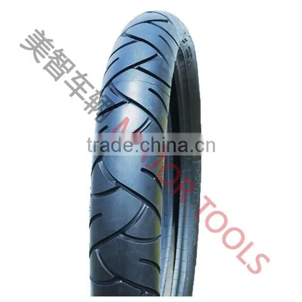 Qingdao Motorcycle Tire Wheel 300-18 for Dubai Market photo-2