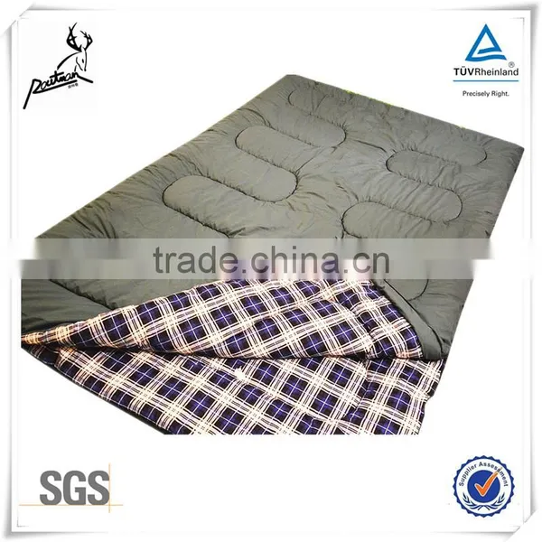Warm Weather Double Capacity Rectangular Sleeping Bag photo-2