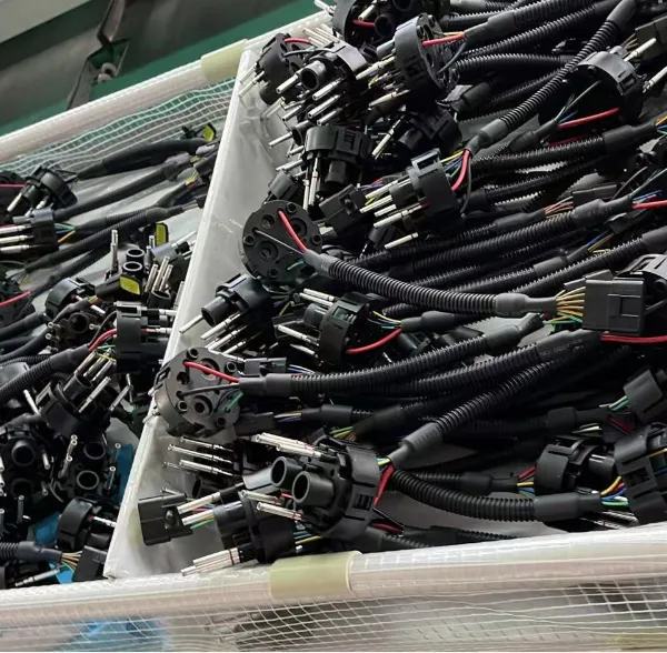 New energy vehicle charging port