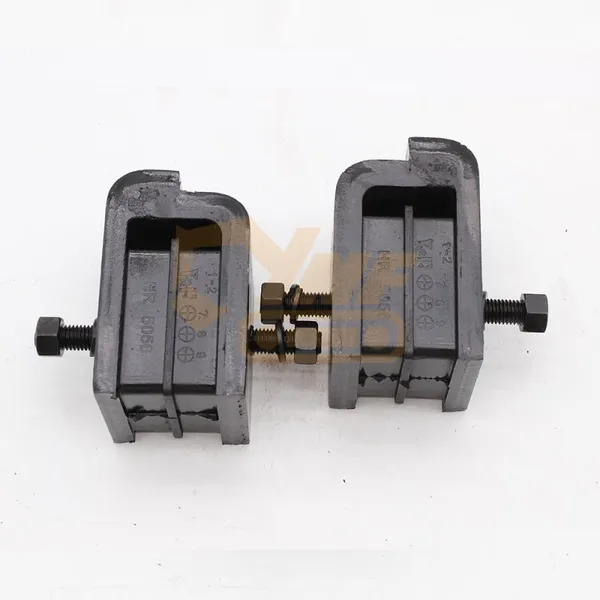YNF EX200 EX120-2 EX120-5 ZAX200 Excavator Engine Parts 4BD1-T Engine Front Rubber Mount 4123994 4410043 photo-2