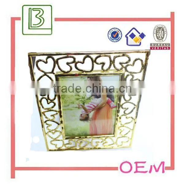 China Supplier Oblong Gold Metal Heart Photo Frame