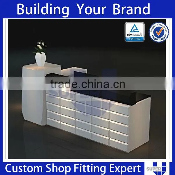 Wood and Glass Cash u Shaped Counter Wooden Cash Counter Table photo-4
