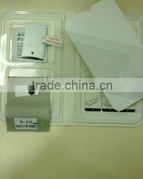 Tempered Glass Screen Protector With Retail Packaging photo-2