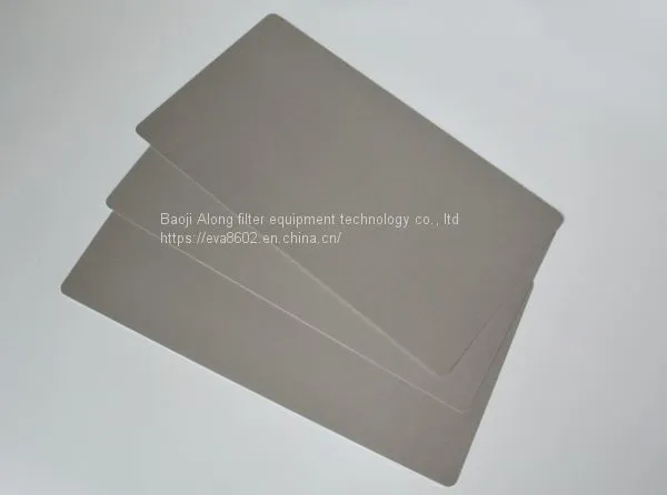 Titanium porous sintered metal diffusion electrode for PEM water electrolysis and fuel cells stack