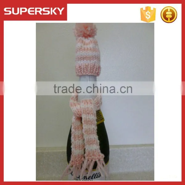 C1570-1 Knitted Wine Bottle Toppers Christmas Champagne Bottle Cozy