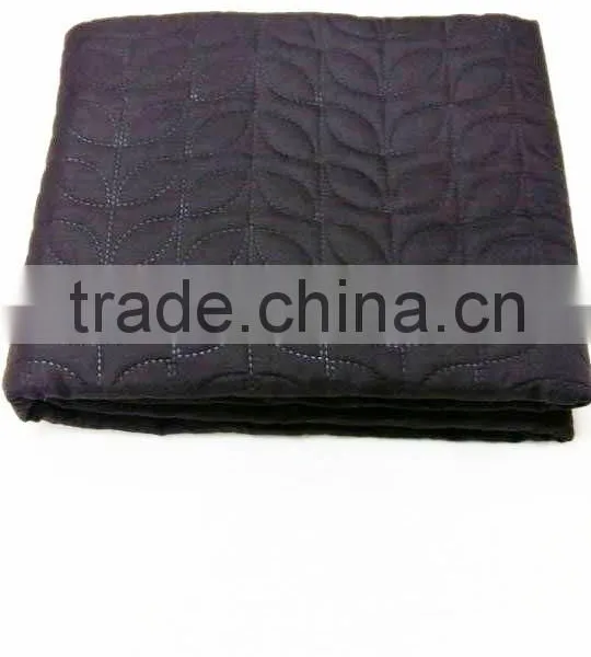Embossed Good Quality Solid Color Quilt