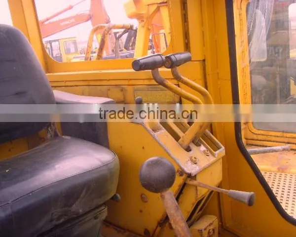 Bulldozer Shantui D9N Cralwer Bulldozer Used Condition D9N Bulldozer Second Hand D9N Crawler Bulldozer Used D9N Crawler Buldoze photo-3