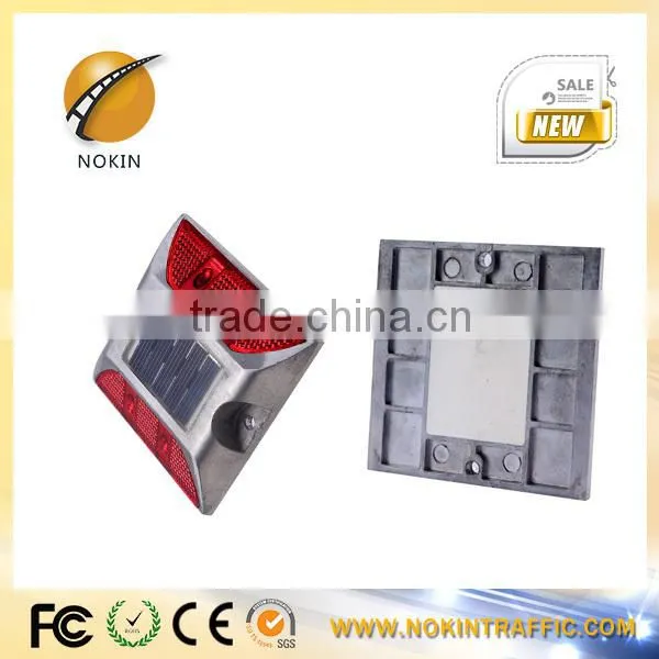 Road Safety Blinker Light Aluminum Led Solar Road Studs photo-2