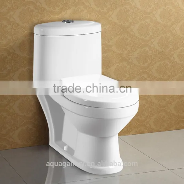 Washdown Floor Standing Toilet Bowl With Soft Close PP Seat Cover photo-4