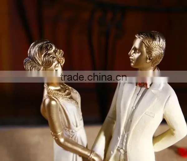 Romantic Couple Figurine Wedding Gift Box Wholesale Malaysia photo-6