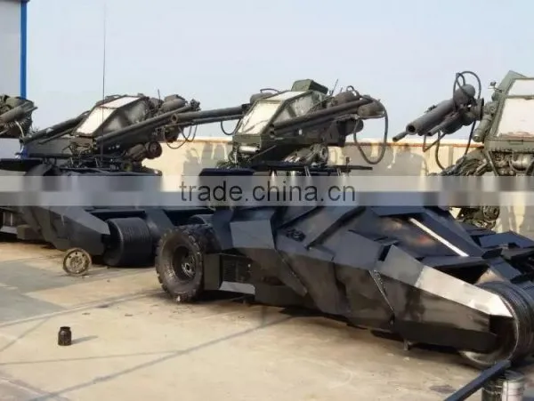 Giant Iron Motif Robot Car Model for Holiday photo-3
