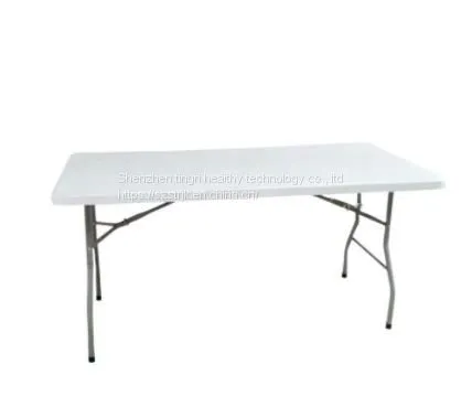 Folding table