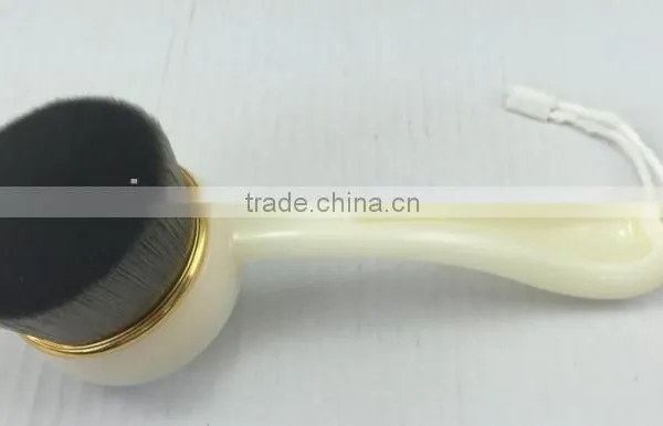 China Manufacturer Good Quality Face Cleaning Brush photo-3