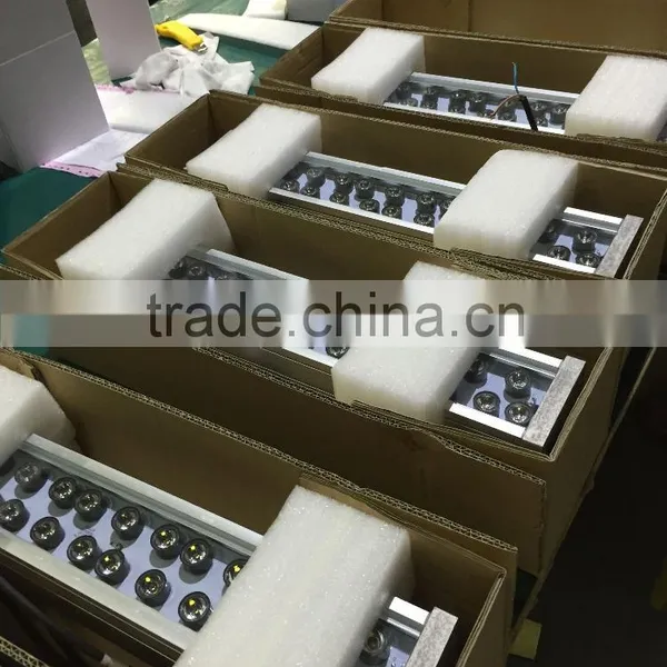 IP65 Outdoor 162w Led City Color Rgbw Waterproof Building Wash Lights photo-4