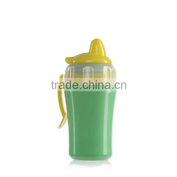 High Quality ECO Pink Handle Free Plastic Baby Feeding Bottle With Cover China Whoselase photo-2