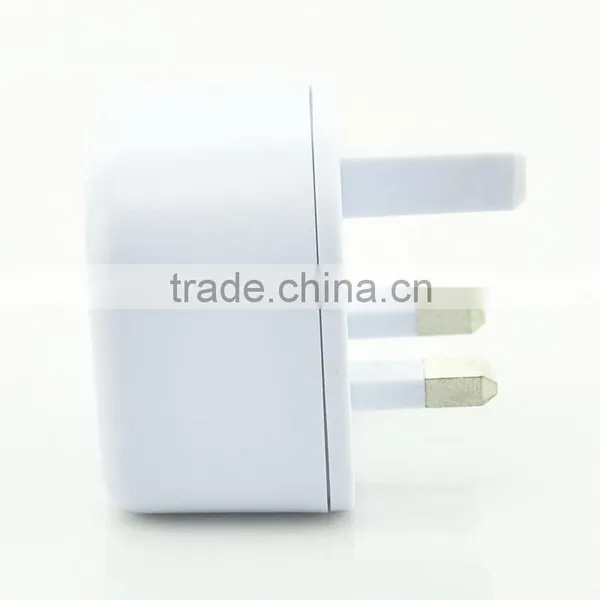 CE ROHS Active Usb Universal Travel Adapter With Usb Charger For UK photo-5