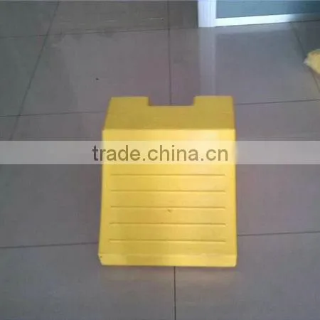 Yellow Large Load Capacity Wheel Chock photo-3