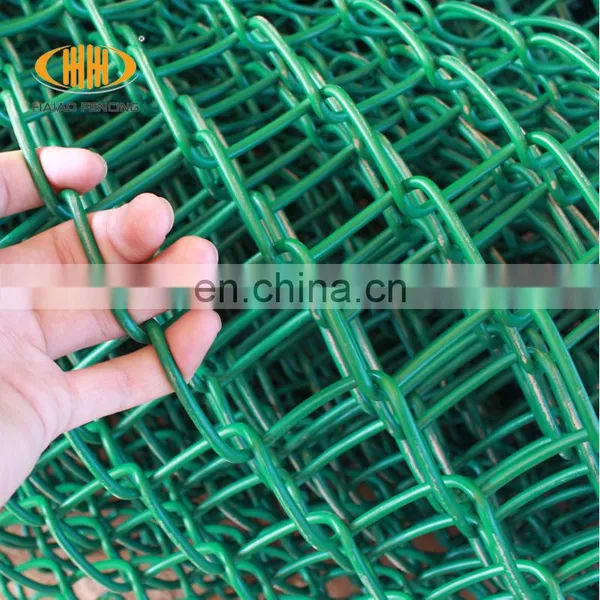 Green PVC Coated Chain Link Wire Mesh Fence photo-2