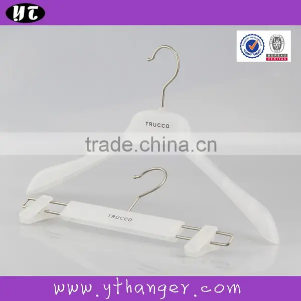 HA7002 Hot Sale Fashionable Plastic Top Hanger and Pants Hanger photo-3