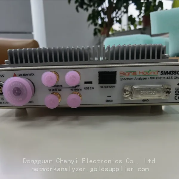 Signal Hound SM435C Сетевой реального времени спектральный тестер Система дистанционного радионаблюдения 10G SFP+ Фибровый интерфейс