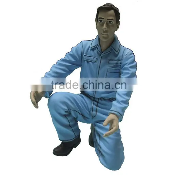 Plastic Model Doll of Serviceman photo-4