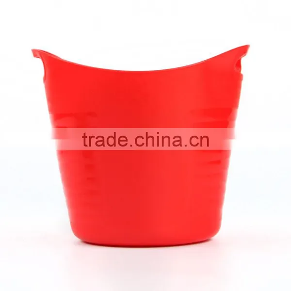 Multifunctional 2 Color Cheap Plastic Double Handle Bucket for Beer or Sundries Storage photo-2