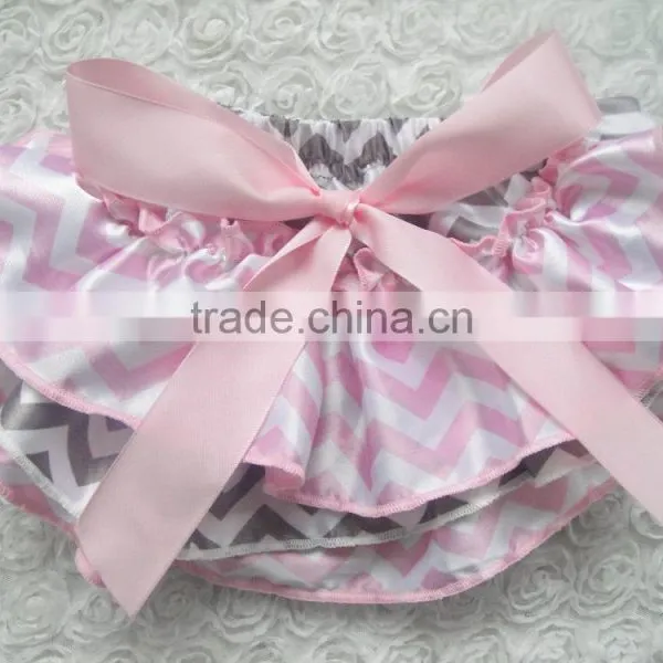 Newest!Fashion Baby Bloomers Ruffled Lace Pants Bloomer Cute Child Girl Underwear Rainbow Baby Bloomers Diaper Covers photo-4