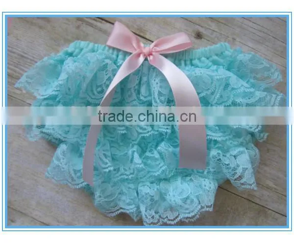 Hot Sale Kids Wear Dubai Baby Bloomers Ruffles Lace Infant Diaper Bloomer Wholesale photo-3