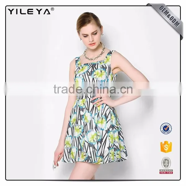 Cute Pattern Floral-Printing Advanced Apparel Dresses photo-2