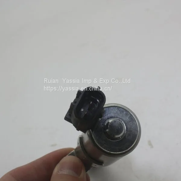 Celica 1.8L2005 15330-22030 Valve Timing Solenoid photo-2