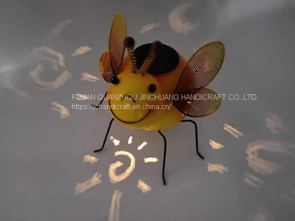 Bee With Solar Light