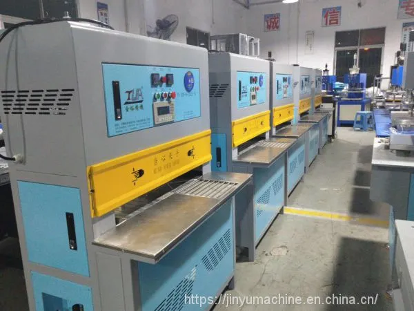 Automatic Soft Pvc Doll Heat Cooling Pressing Machine photo-3