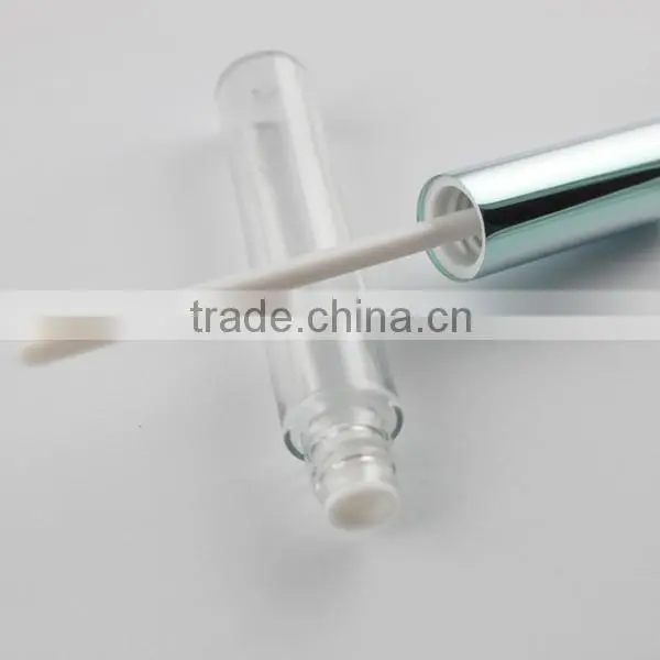 Soft Lip Gross Applicator Container photo-3