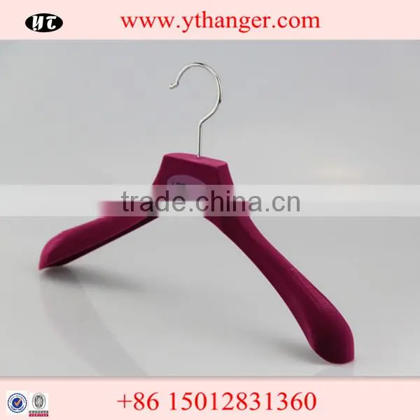 Plastic Top Hanger Customize Logo Velvet Flocked Hanger photo-4