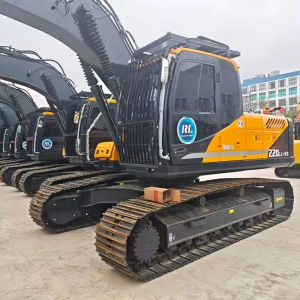 Used Hyundai R220LC-9S 22.25-Ton Crawler Excavator for Sale photo-2