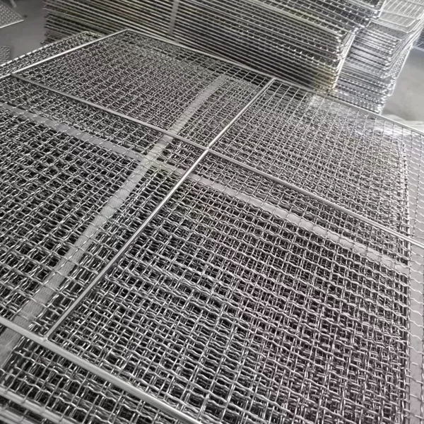 Stainless Steel BBQ Grill Wire Mesh With Handle for Easy Grilling