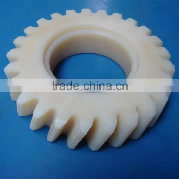 Guangzhou Professional Manufacture Injection Nylon Gear Pom Small Spur Gear photo-2
