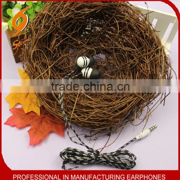 Matel Earphone for Mobile Phone,best Selling Products,made in China. photo-3