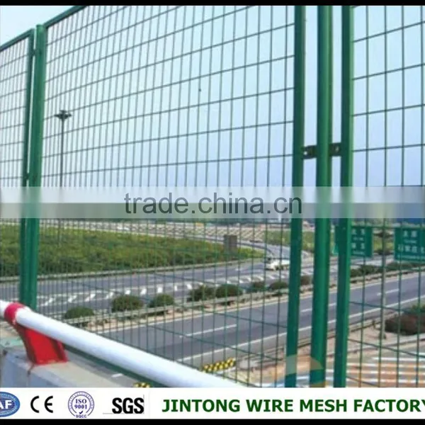 Triangle Bending PVC Coated Galvanized BRC Weld Mesh Fence photo-3