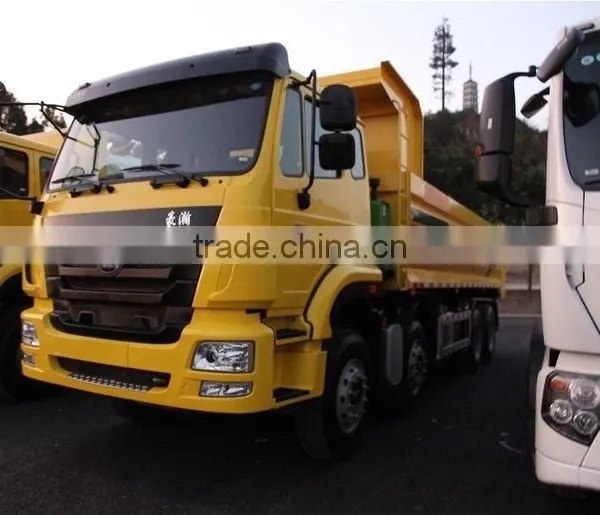 High Quality 310hp 8x4 Sinotruk Howo Tractor Truck photo-2