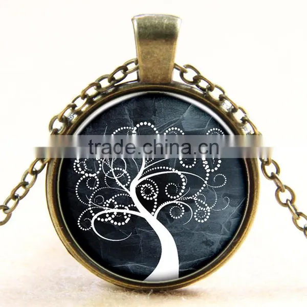 XP-TGN-LT-176 Popular Accessories Life Tree Pendant Time Silver Gem Charm Glass Antique Dome Cabochon Necklace In Alloy