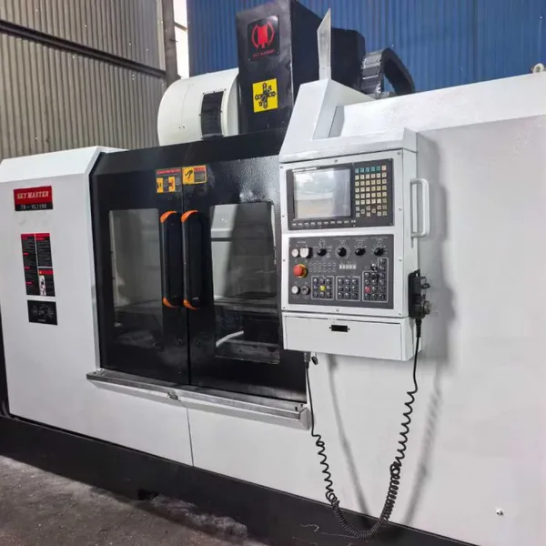 One Set of 1160 CNC Milling Machine With Syntec 22 Control System photo-5